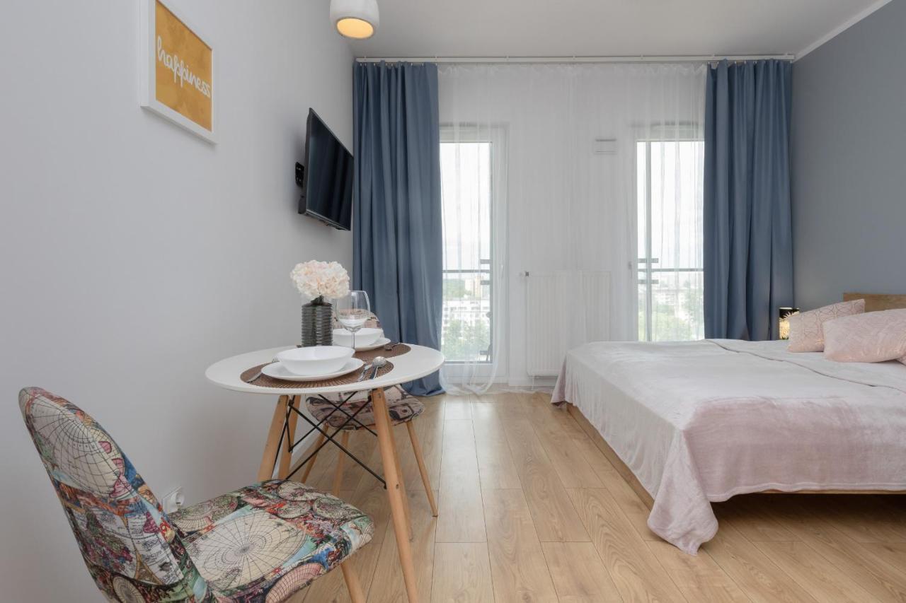 Apartment Studio Kasprzaka By Renters