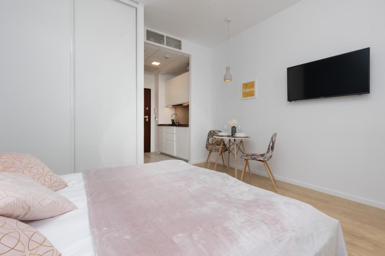 Studio Kasprzaka By Renters Apartment Warschau