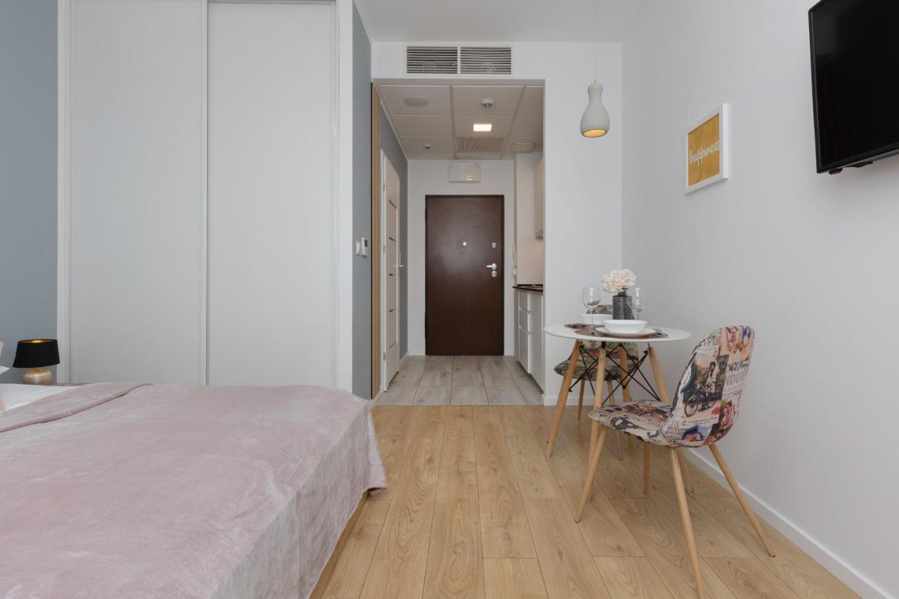 Apartment Studio Kasprzaka By Renters *