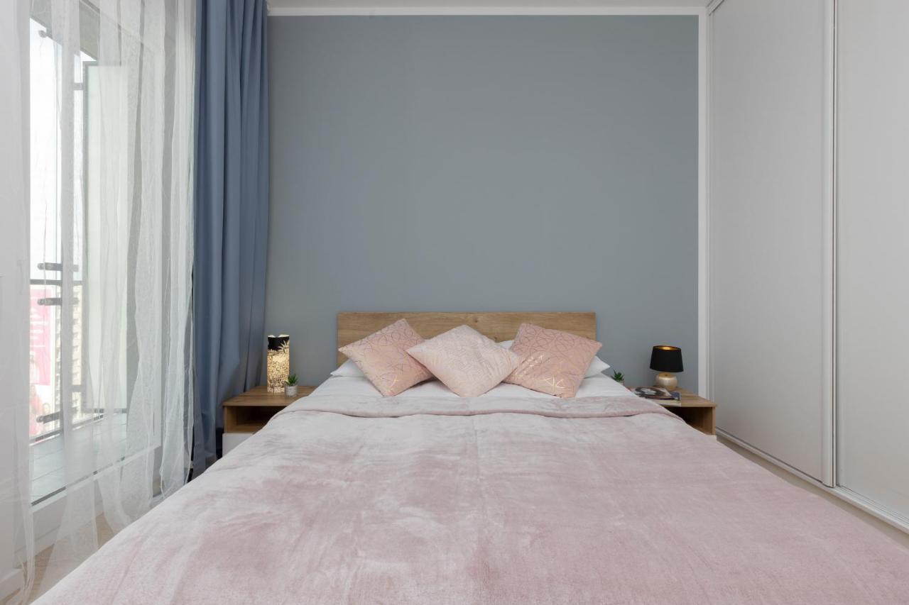 Studio Kasprzaka By Renters Apartment